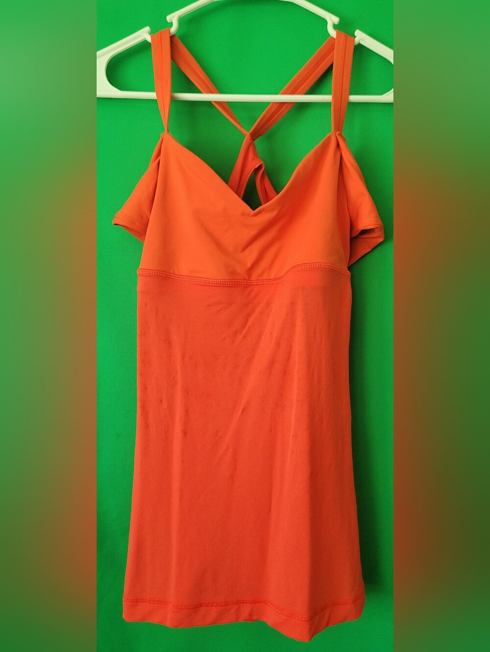 lululemon athletica Orange Criss Cross-Back Tank Wrap It Up Built In bra Size 6